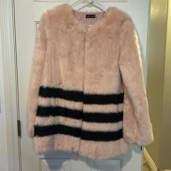 Stella + Lorenzo Fur Jacket Pink and Black - Picture 2 of 7